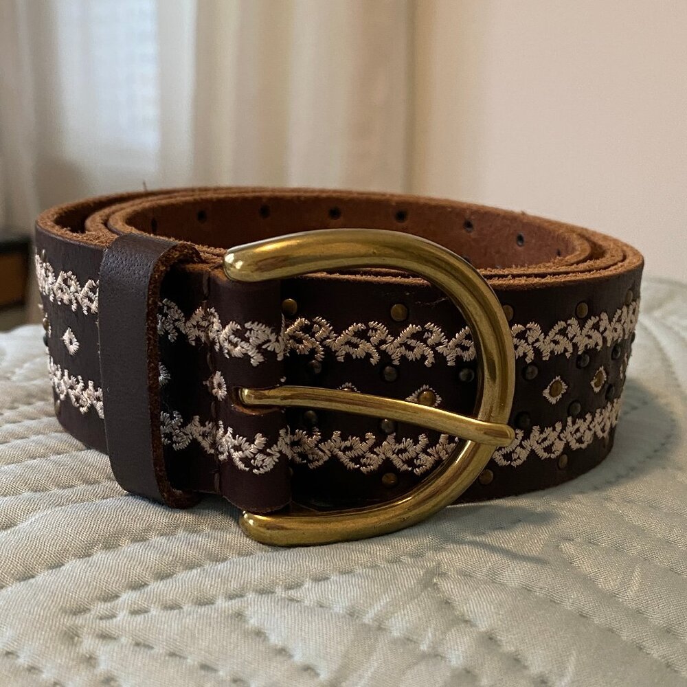 Lucky Brand New Without Tags Deep Brown with Ivory Embroidered Belt Women's M 😍
